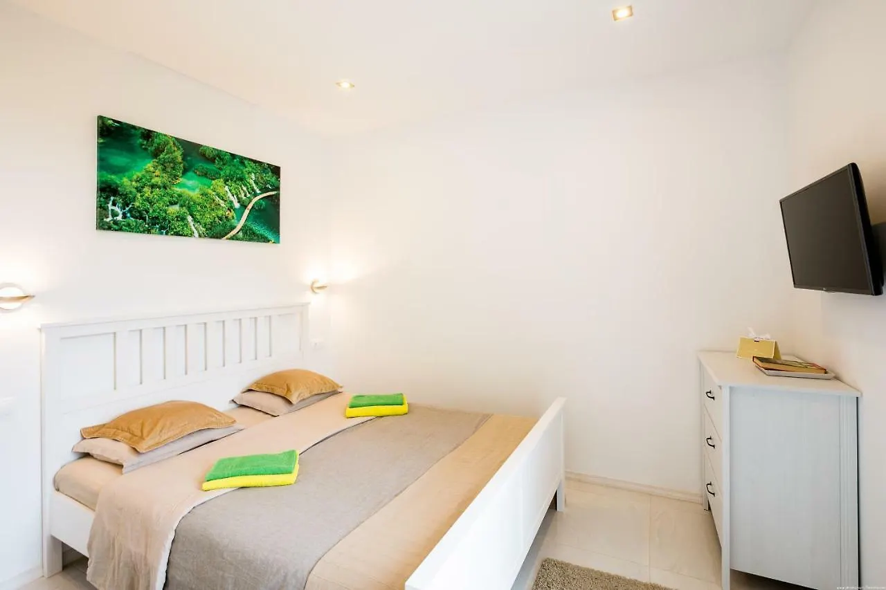 New Apartment In Tenerife Costa Del Silencio